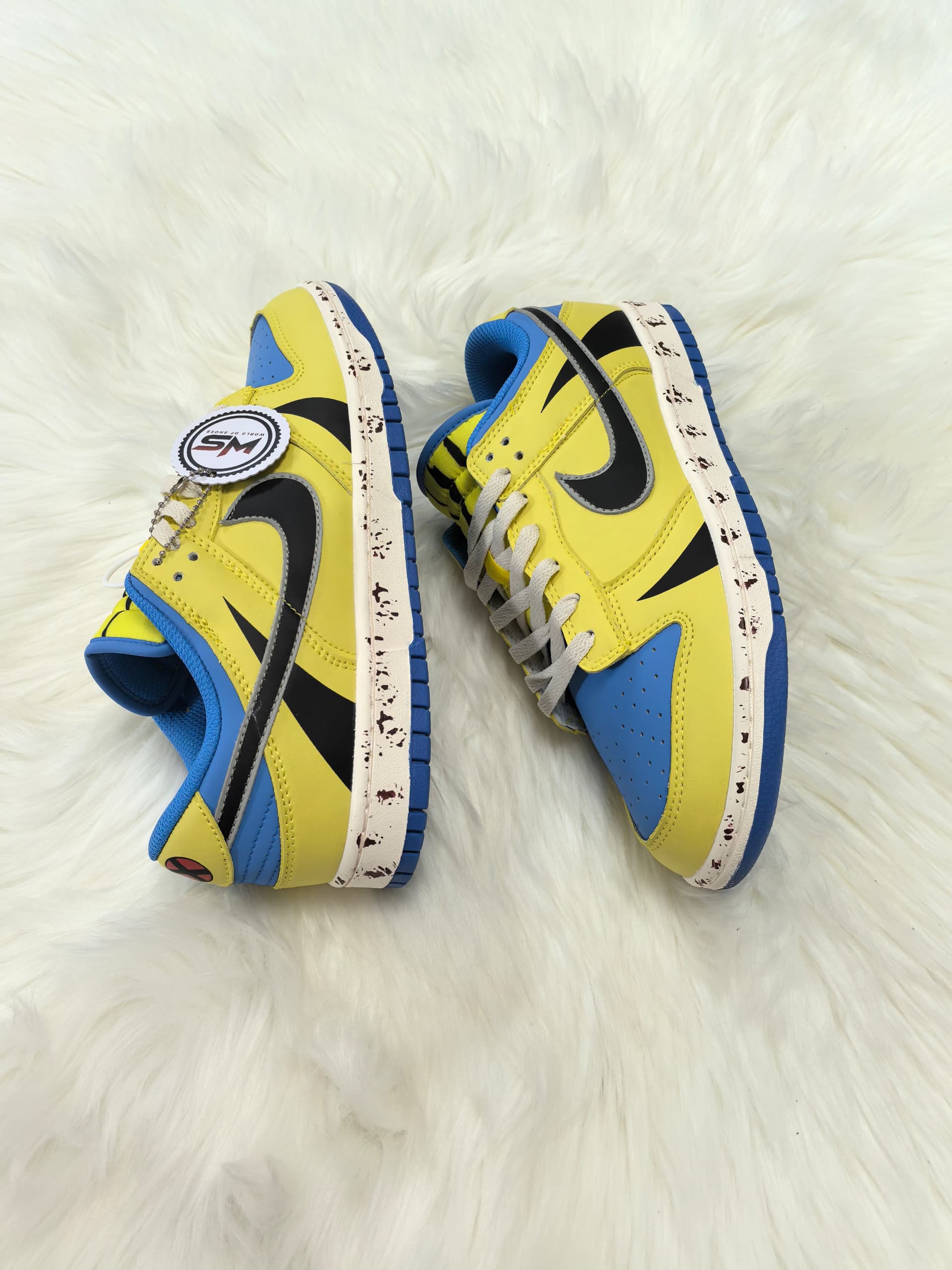 Nike dunk low WOLVERINE DEADPOOL custome - WORLDOFSHOES