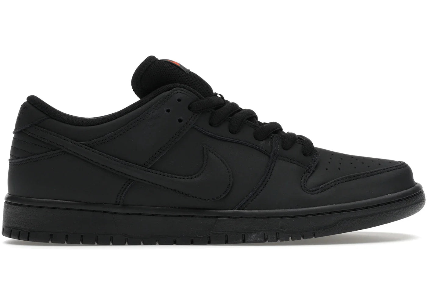 Nike SB Dunk Low Pro Triple Black - WORLDOFSHOES