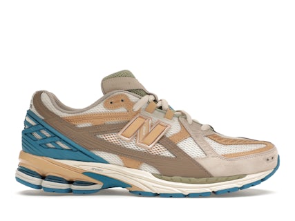 New Balance 1906U
Concepts Hours and Days - WORLDOFSHOES